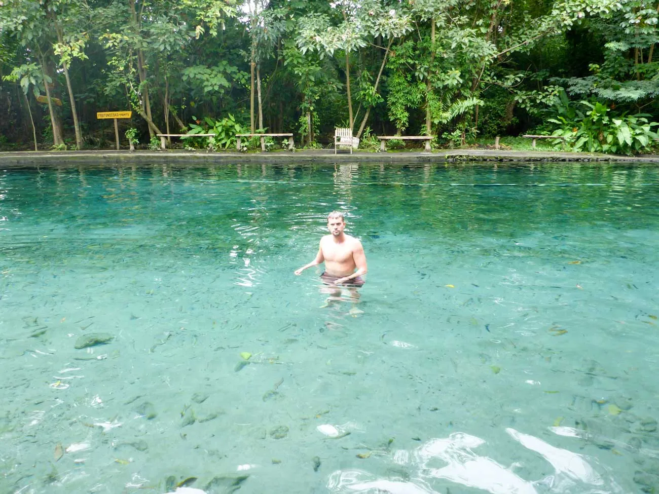 swimming ojo de agua ometepe