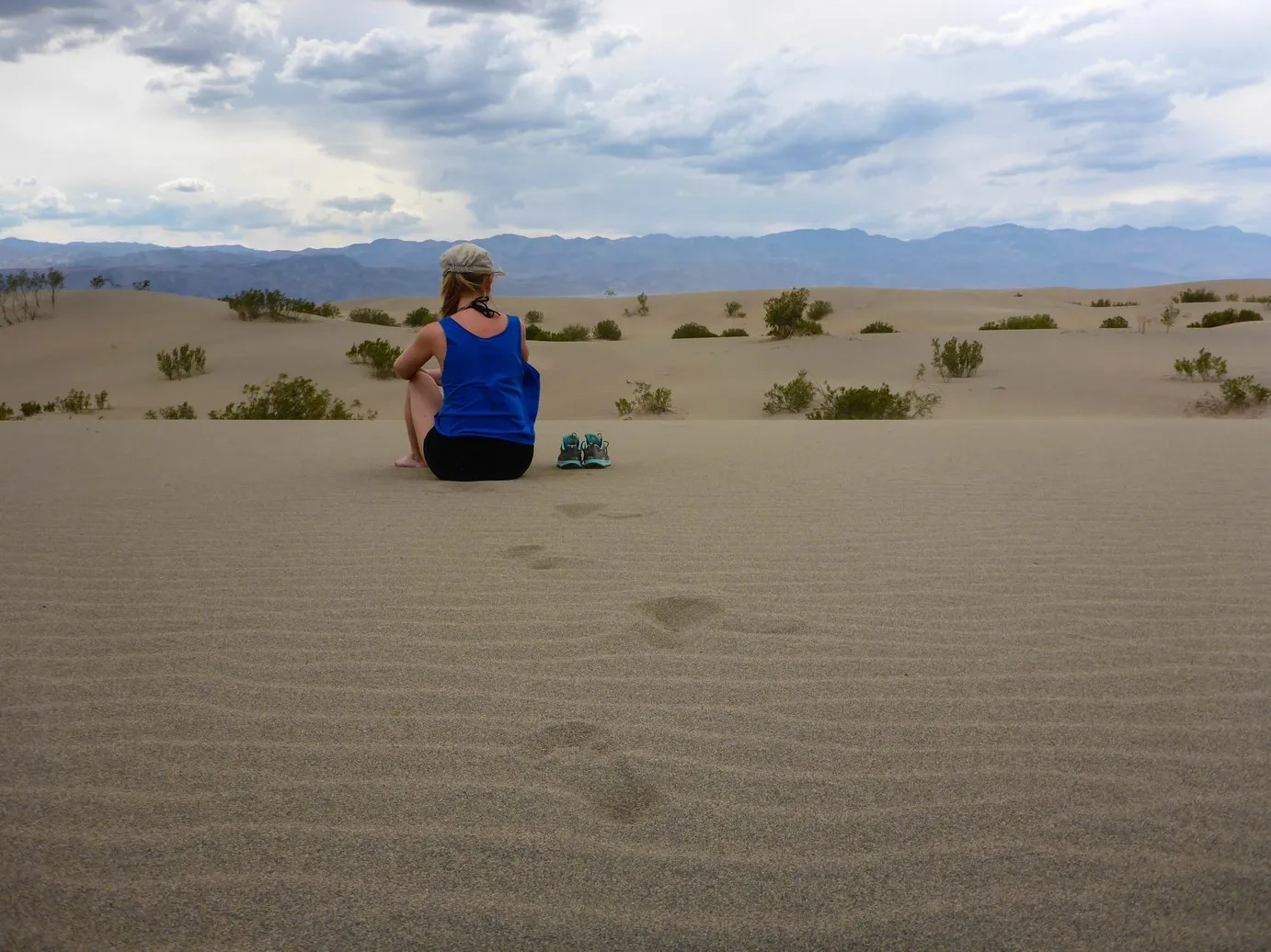 sand dunes footsteps