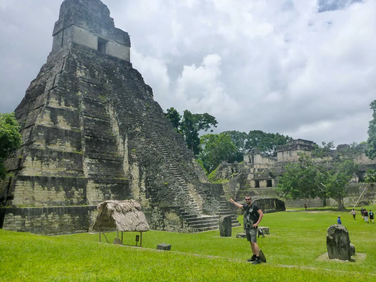 tikal temple of the jaguar